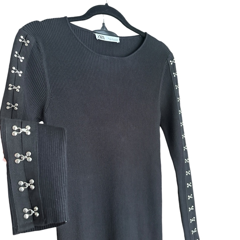 Zara Edgy Black Dress on Fire Super Sexy Thick Knit Muni w/ Hook Clasps (L)